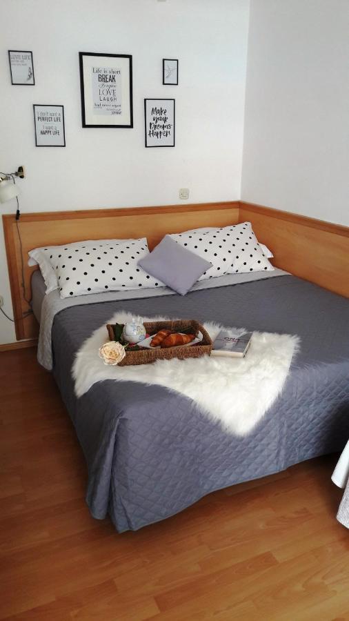 Apartments Milena & Ante มาคาร์สกา ภายนอก รูปภาพ