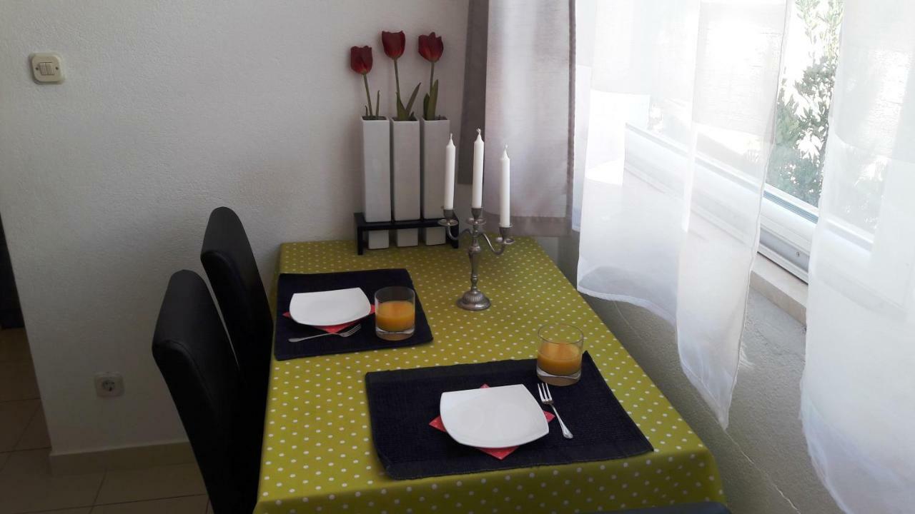 Apartments Milena & Ante มาคาร์สกา ภายนอก รูปภาพ