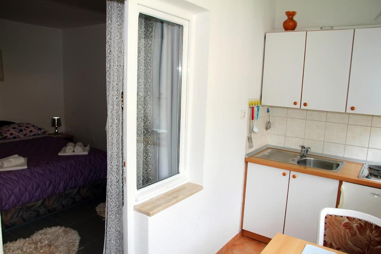 Apartments Milena & Ante มาคาร์สกา ภายนอก รูปภาพ